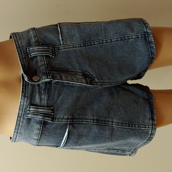 Blueish Gray High Waist Denim Shorts Bow Tie Removable Belt - Picture 4 of 10